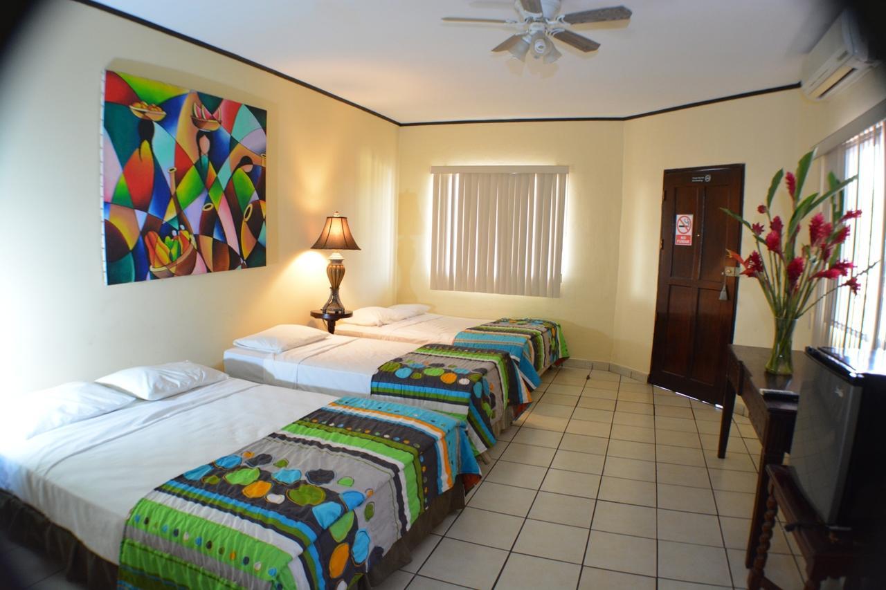 Hotel Los Balcones de Chinandega Exterior foto