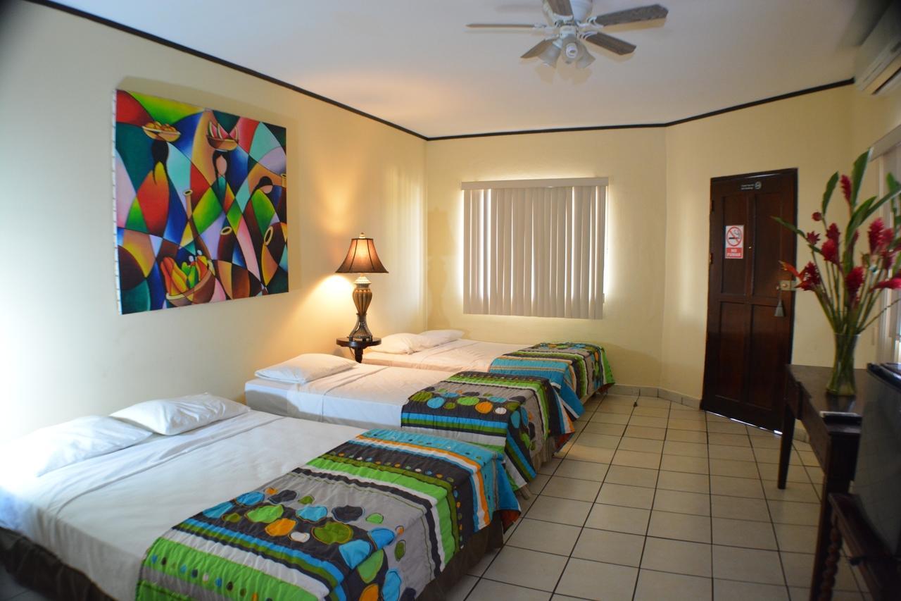Hotel Los Balcones de Chinandega Exterior foto