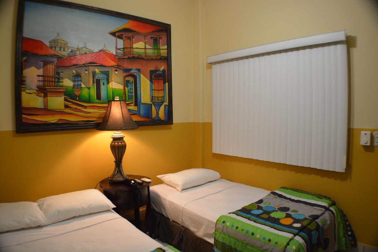 Hotel Los Balcones de Chinandega Exterior foto
