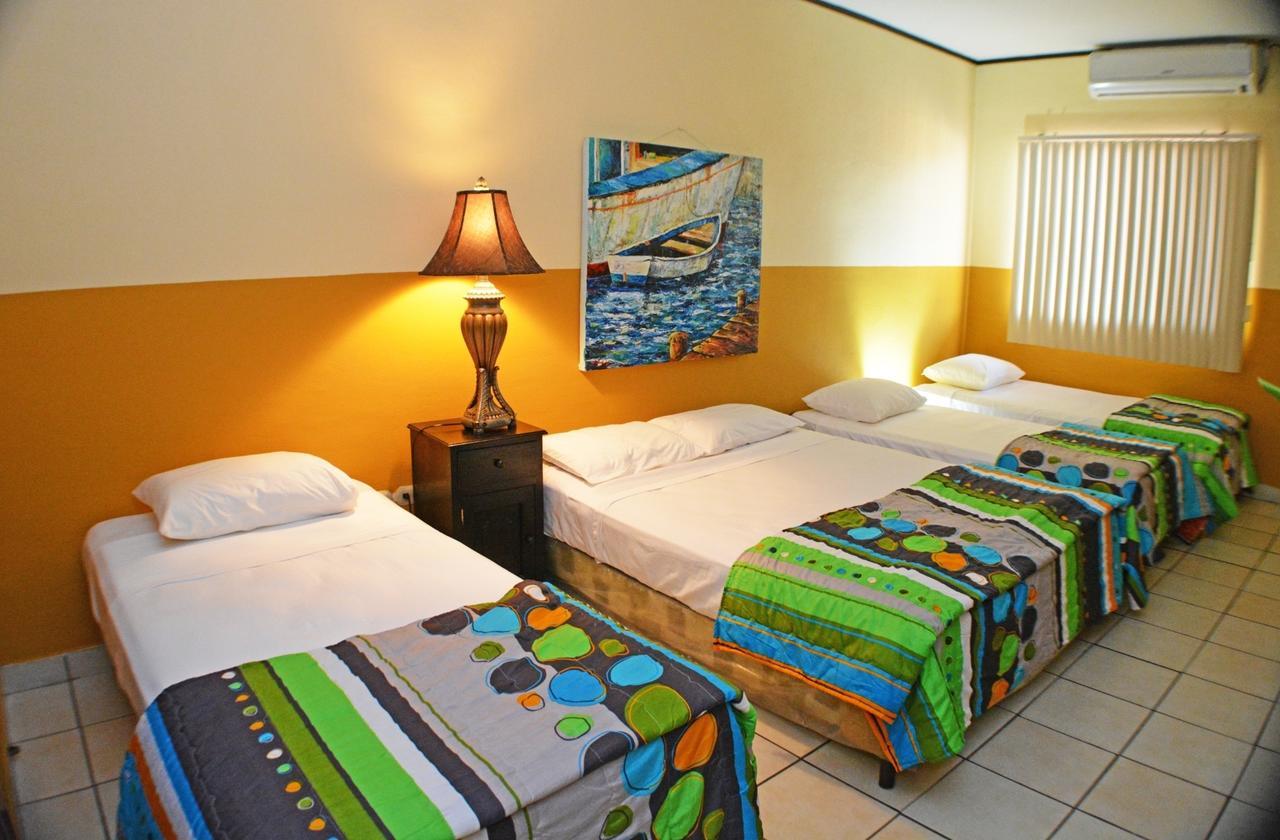 Hotel Los Balcones de Chinandega Habitación foto
