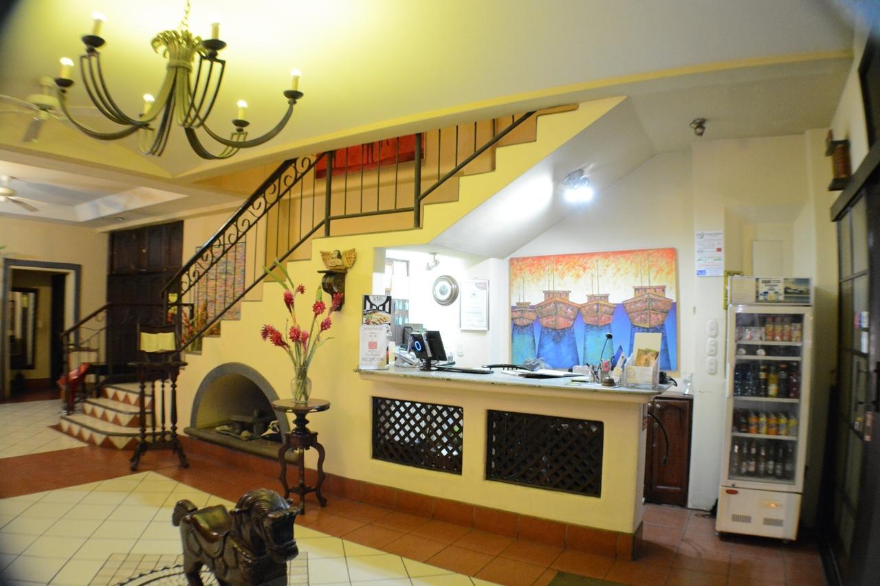 Hotel Los Balcones de Chinandega Exterior foto